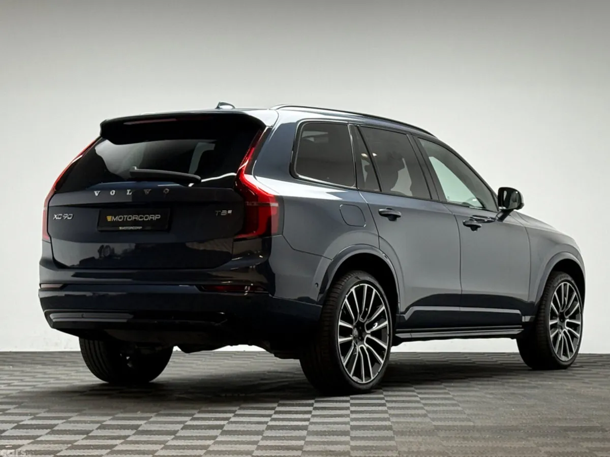 Volvo XC90 SUV, Petrol Plug-in Hybrid, 2025, Blue