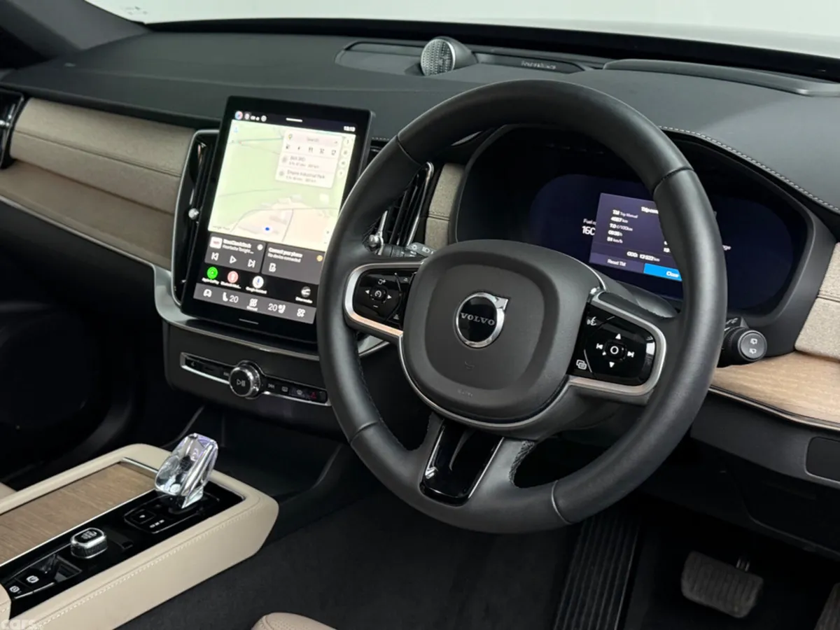 Volvo XC90 SUV, Petrol Plug-in Hybrid, 2025, Blue