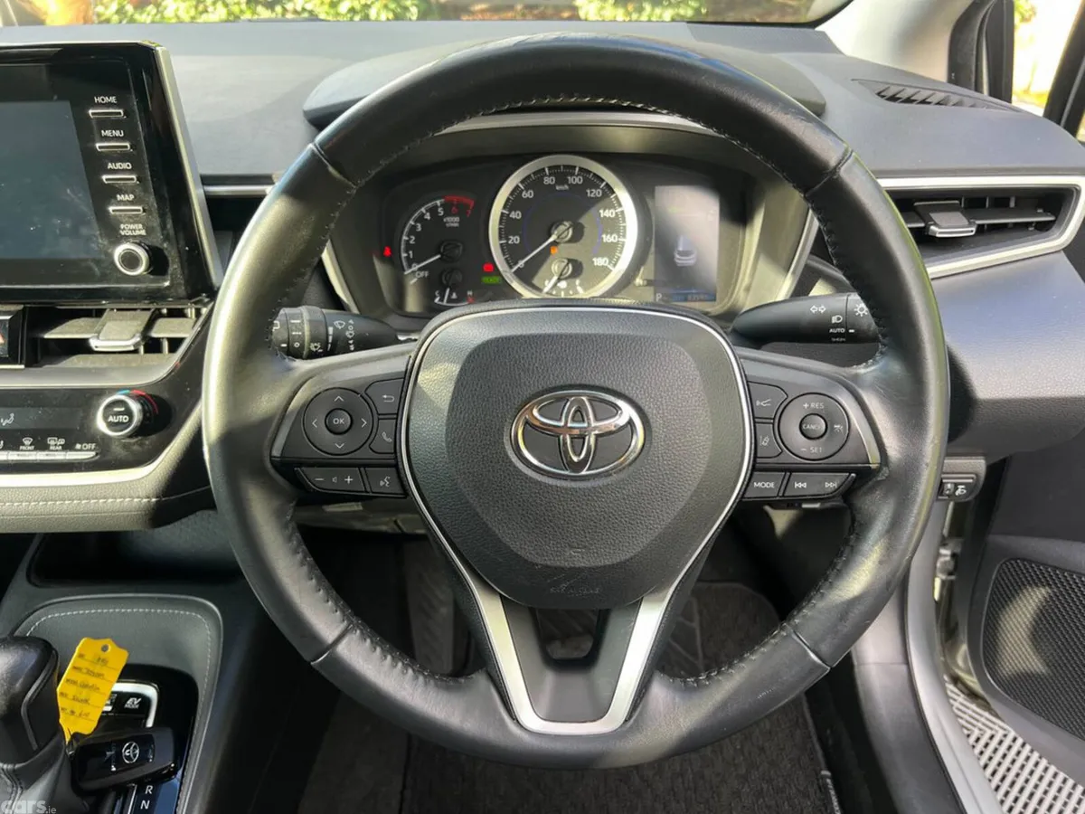 Toyota Corolla Estate, Petrol Hybrid, 2021, Silver