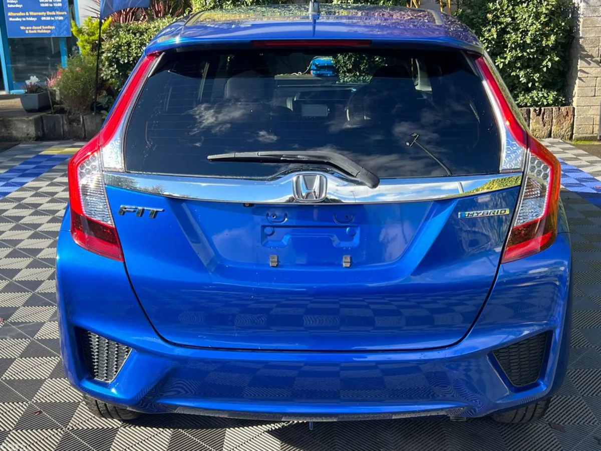 Honda Fit Hatchback, Petrol Hybrid, 2017, Blue