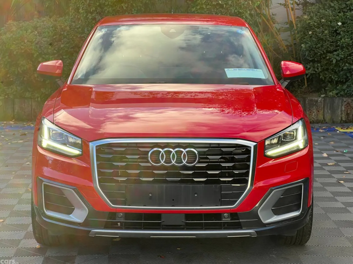 Audi Q2 SUV, Petrol, 2020, Red