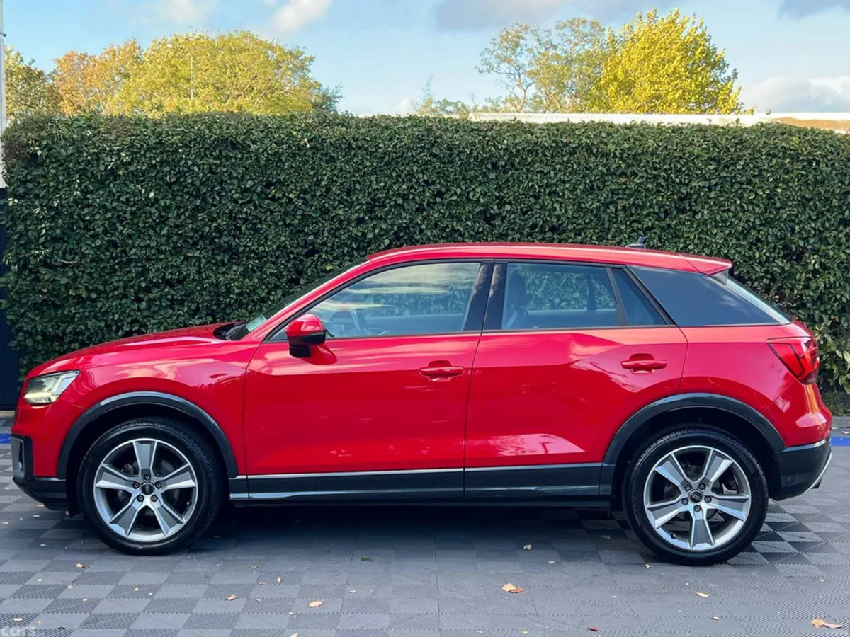 Audi Q2 SUV, Petrol, 2020, Red