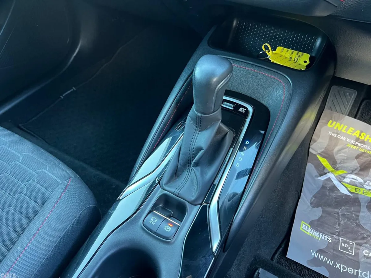 Toyota Corolla Hatchback, Petrol Hybrid, 2018, Black