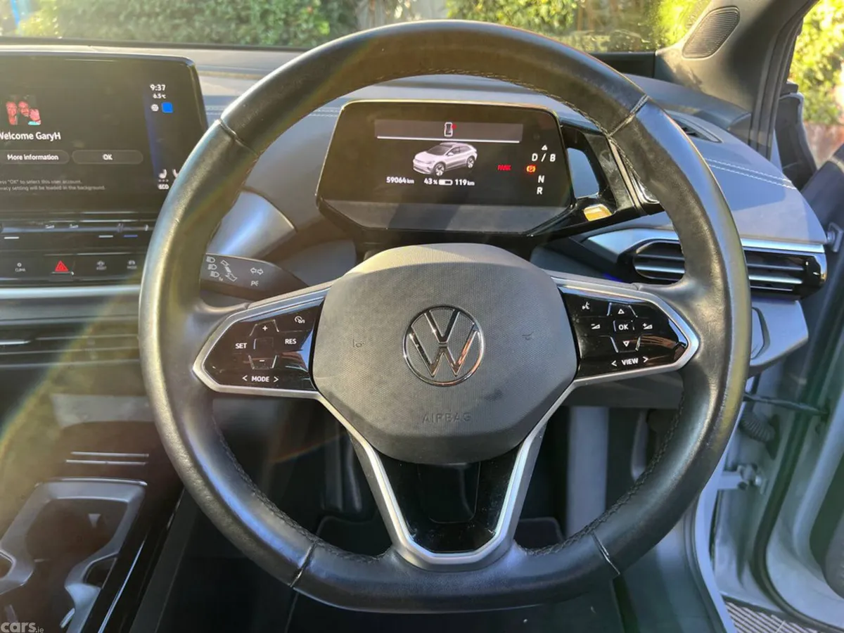 Volkswagen ID.4 Estate, Electric, 2023, Grey