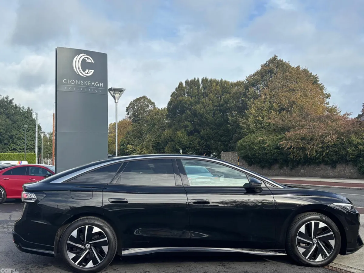 Volkswagen ID.7 Hatchback, Electric, 2024, Black