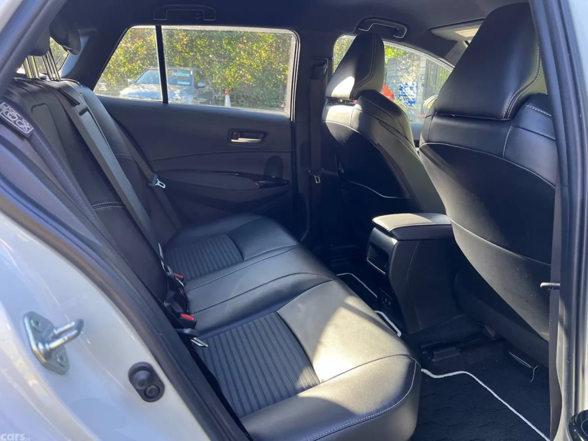 Toyota Corolla Estate, Petrol Hybrid, 2021, White