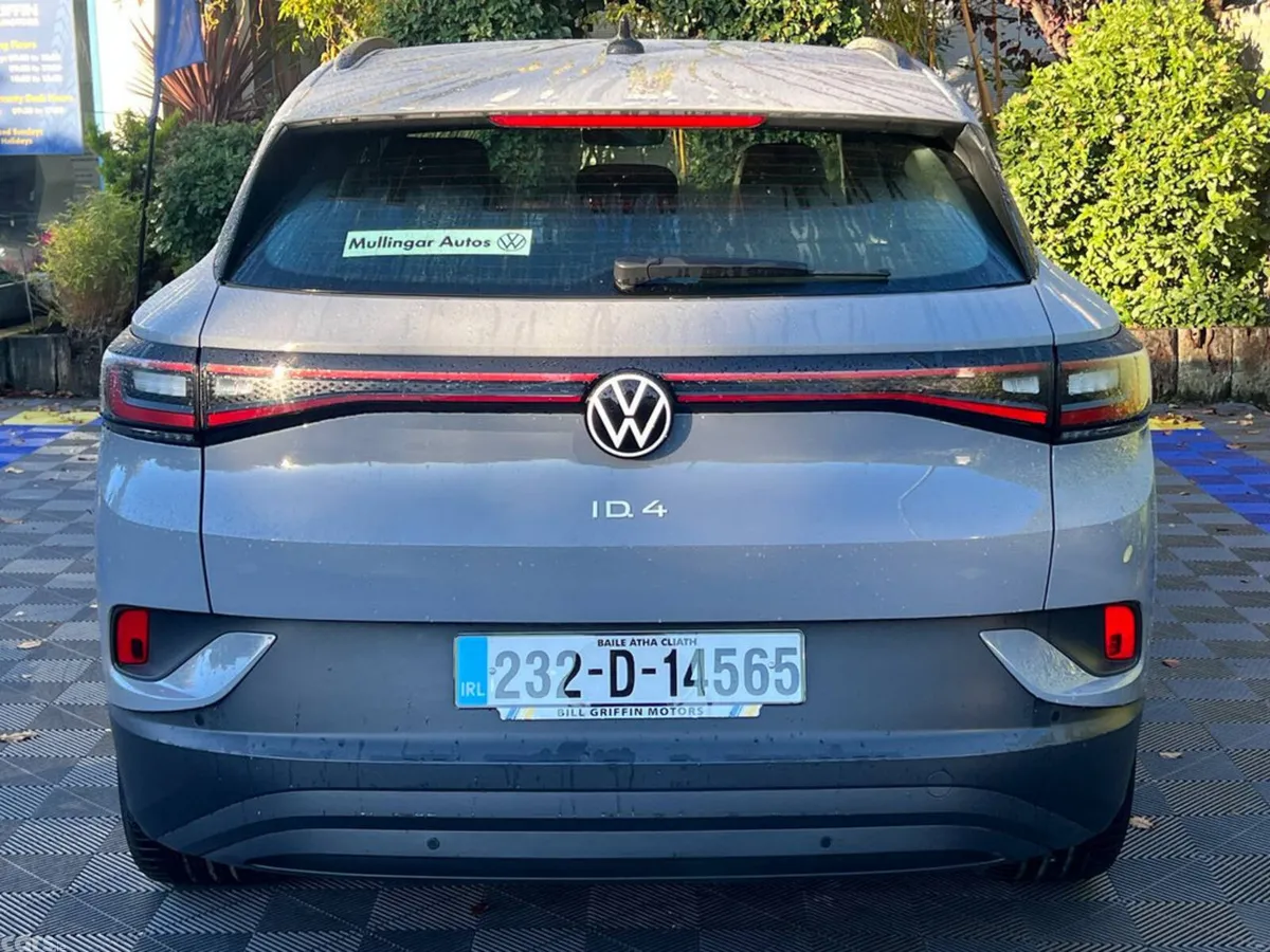 Volkswagen ID.4 Estate, Electric, 2023, Grey