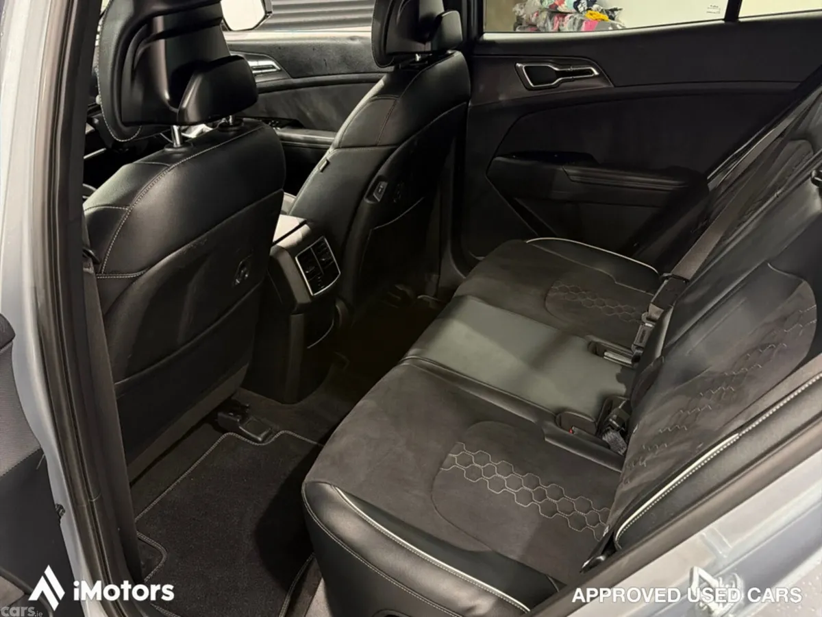 Kia Sportage SUV, Petrol Plug-in Hybrid, 2023, Grey