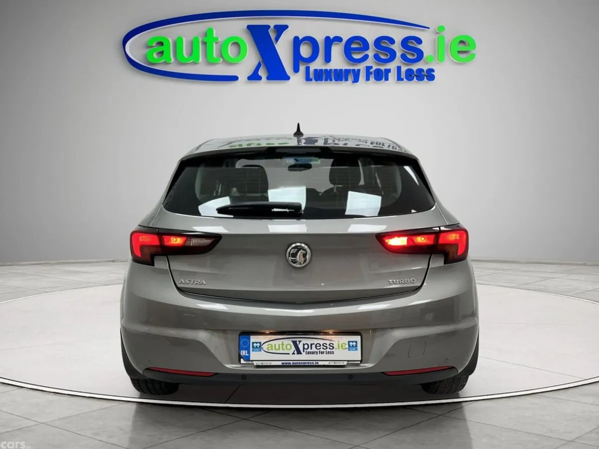 Vauxhall Astra Hatchback, Petrol, 2016, Grey