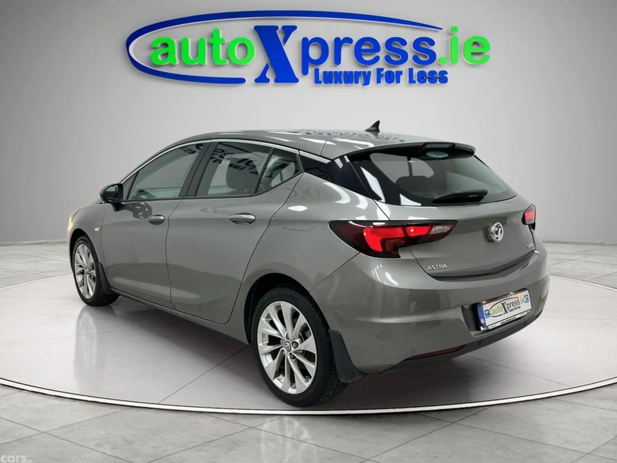 Vauxhall Astra Hatchback, Petrol, 2016, Grey