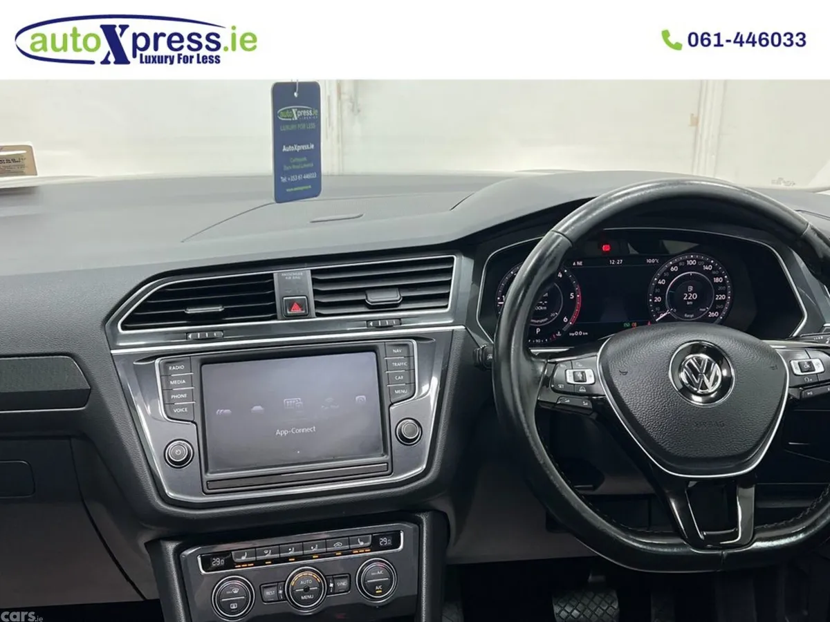Volkswagen Tiguan SUV, Diesel, 2017, Grey