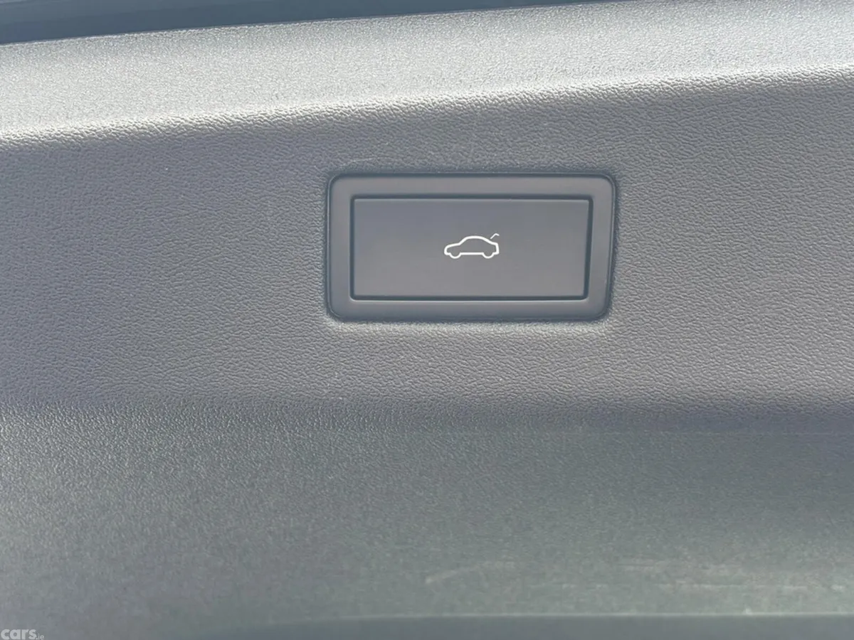Volkswagen ID.7 Hatchback, Electric, 2024, Black