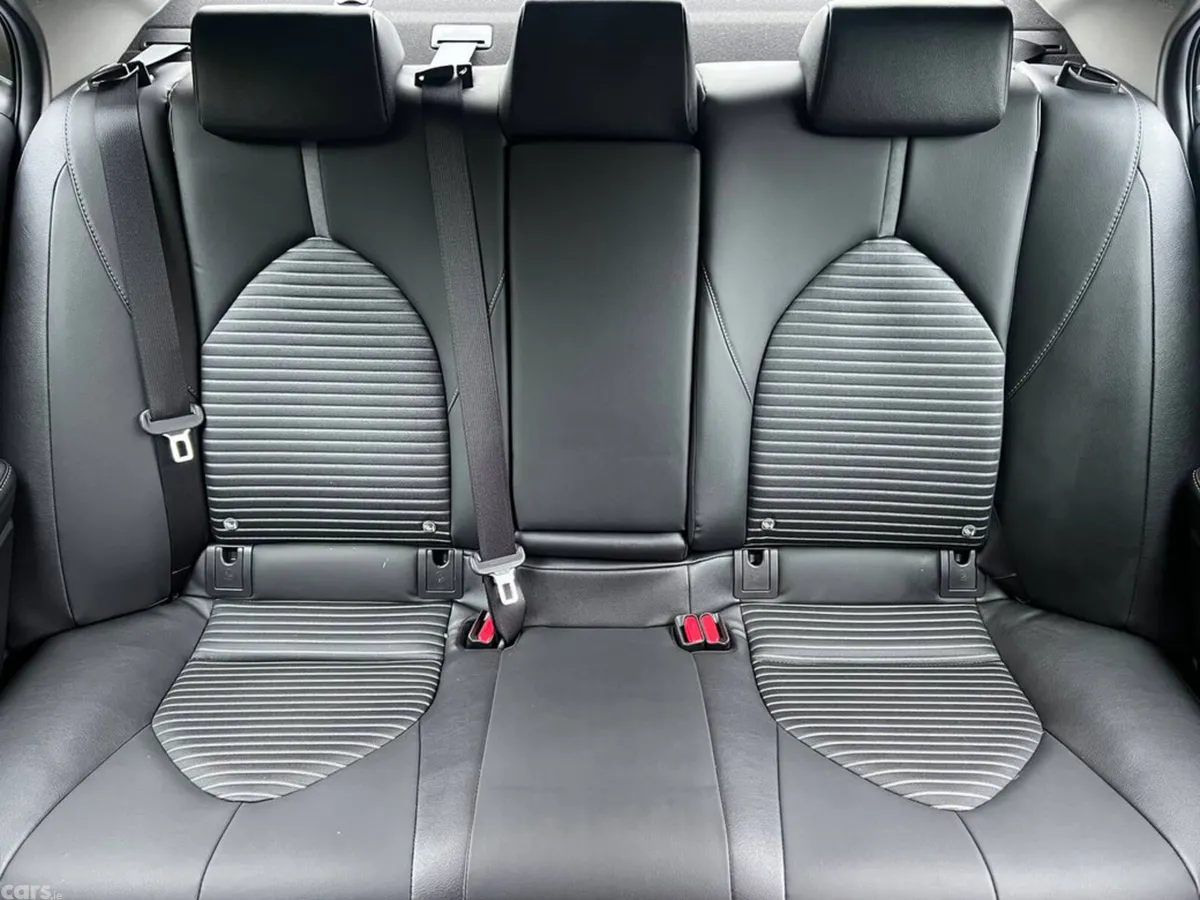 Toyota Camry Saloon, Petrol Hybrid, 2023, Grey