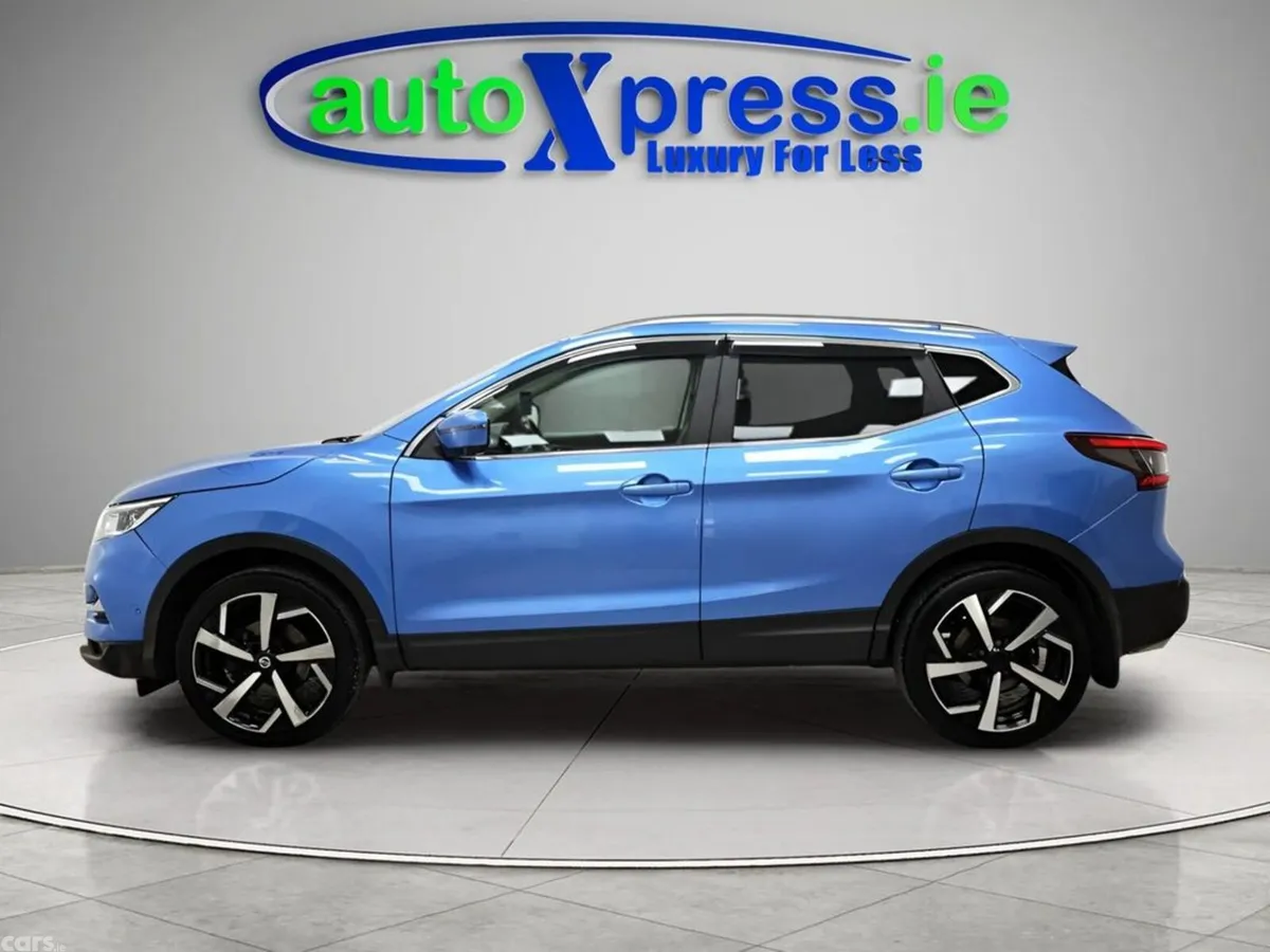 Nissan Qashqai Hatchback, Diesel, 2018, Blue