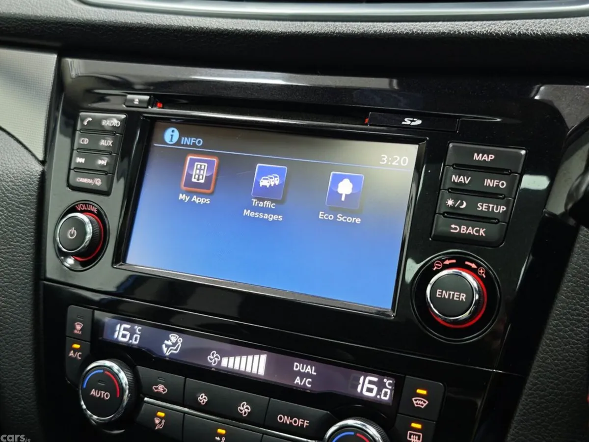 Nissan Qashqai Hatchback, Diesel, 2018, Blue