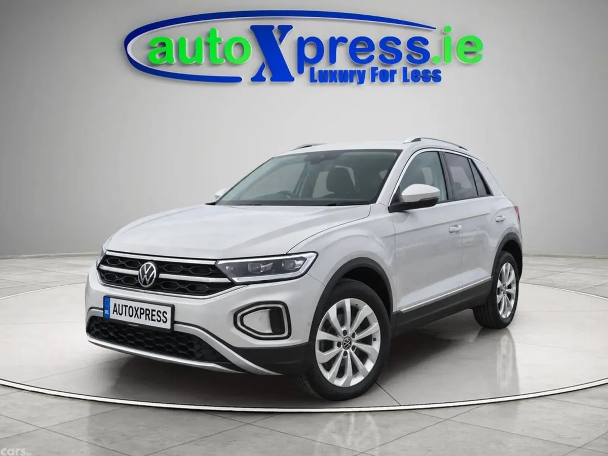 Volkswagen T-Roc SUV, Diesel, 2023, White