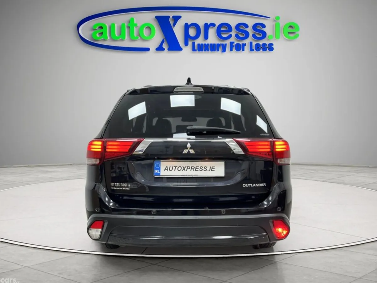 Mitsubishi Outlander SUV, Diesel, 2019, Black