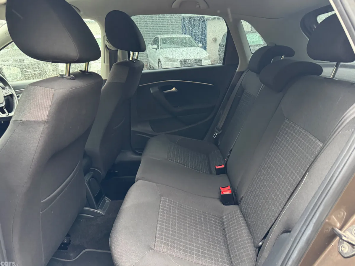 Volkswagen Polo Hatchback, Petrol, 2014, Brown