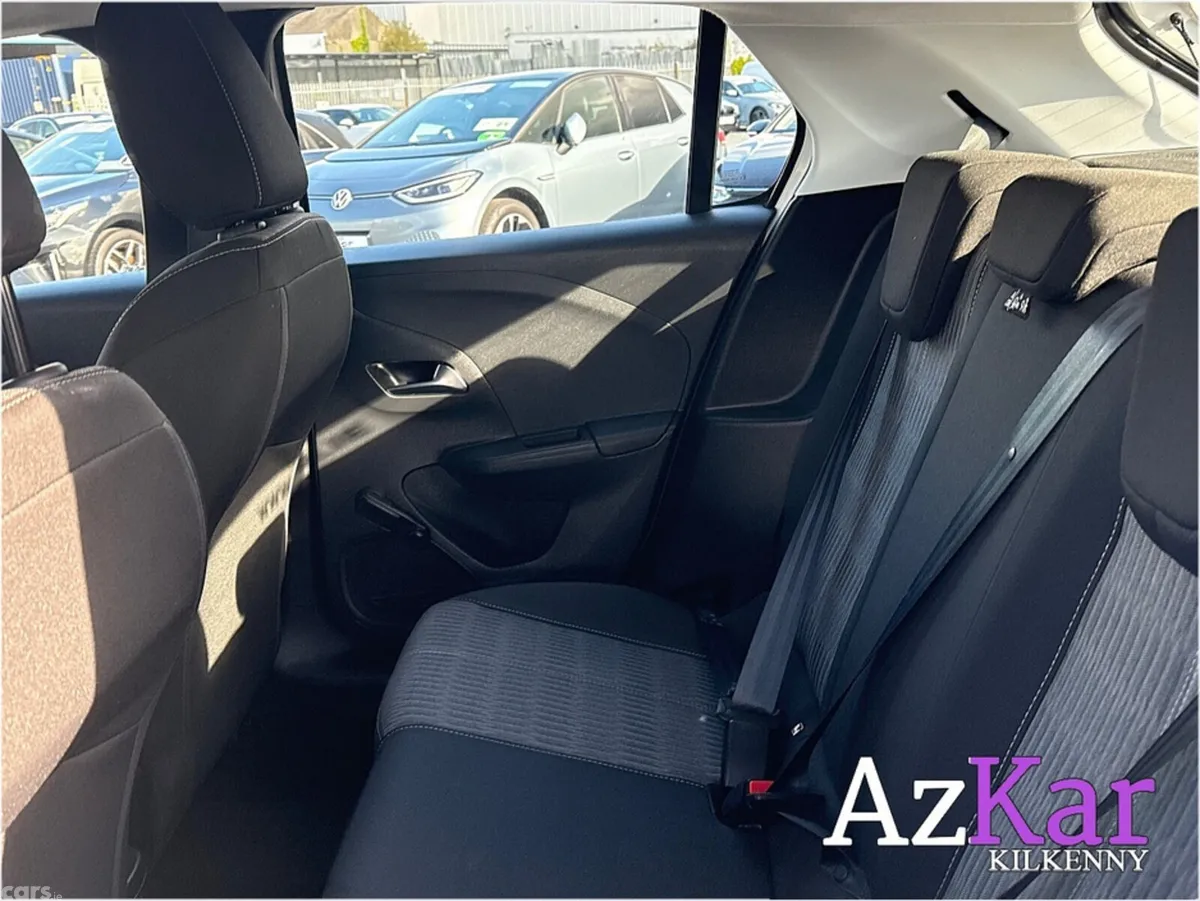 Opel Corsa Hatchback, Petrol, 2023, White
