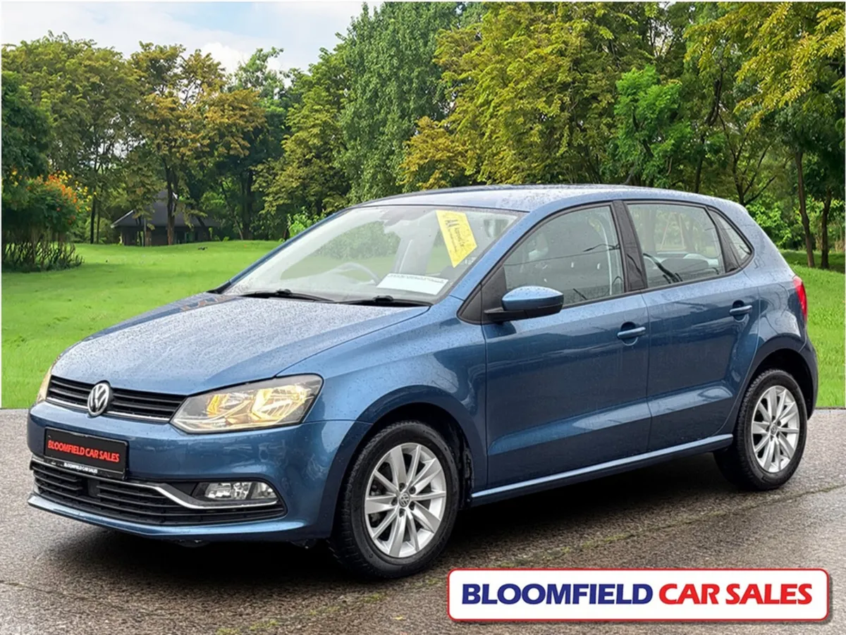 Volkswagen Polo Hatchback, Petrol, 2017, Blue