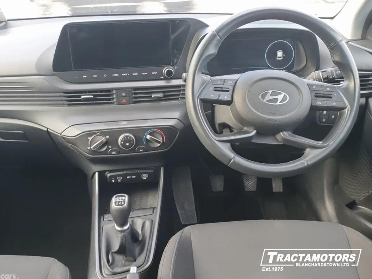 Hyundai i20 Hatchback, Petrol, 2024, Black