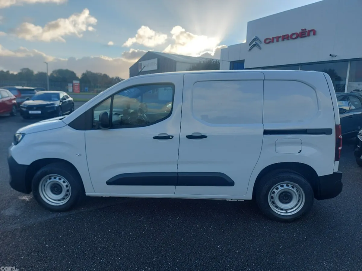 Citroen Berlingo Van, Diesel, 2026, White