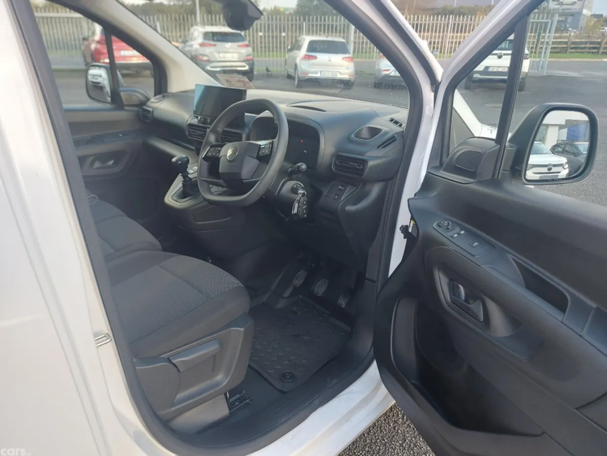 Citroen Berlingo Van, Diesel, 2026, White