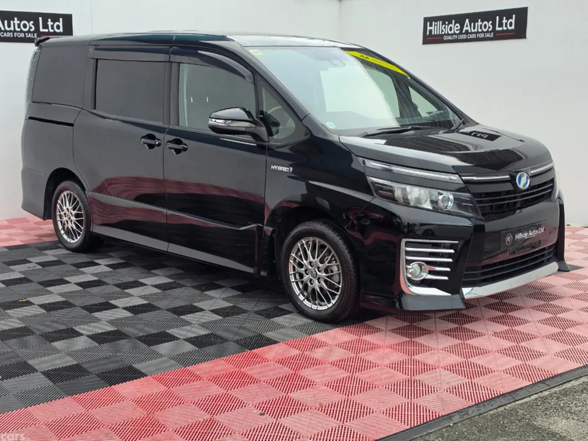 Toyota Voxy MPV, Petrol Hybrid, 2016, Black