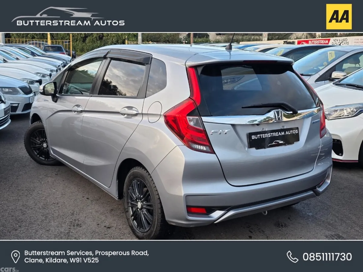 Honda Fit Hatchback, Petrol Hybrid, 2018, Silver