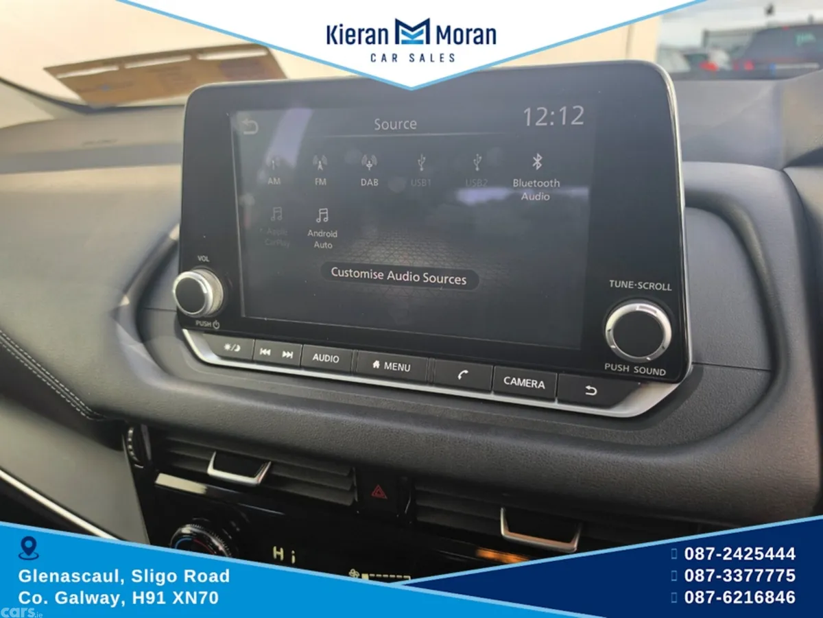 Nissan Qashqai MPV, Petrol, 2023, Red