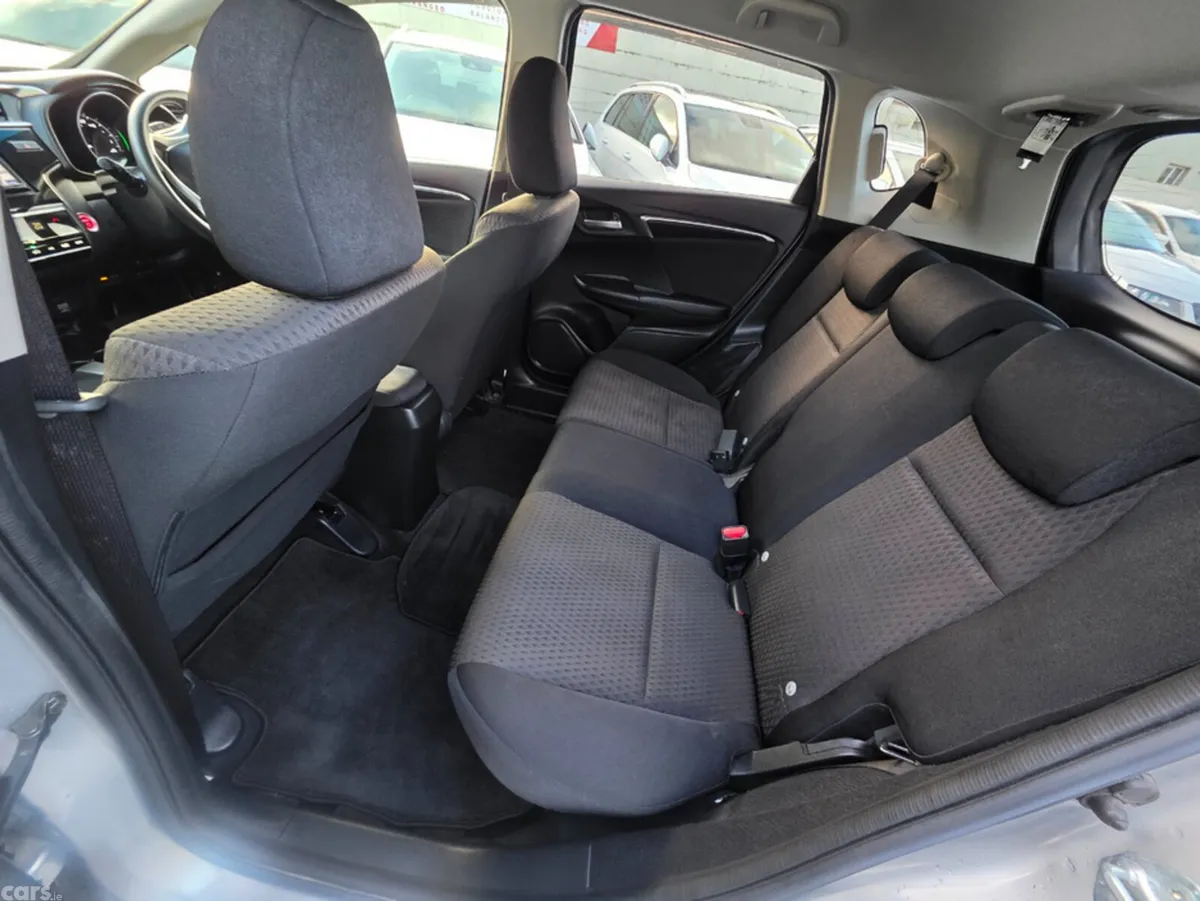 Honda Fit Hatchback, Petrol Hybrid, 2018, Silver