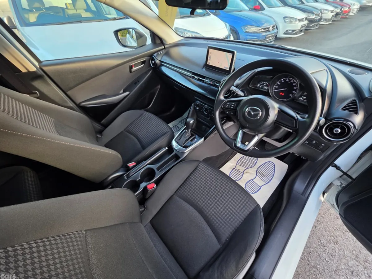 Mazda Mazda2 Hatchback, Petrol, 2017, White