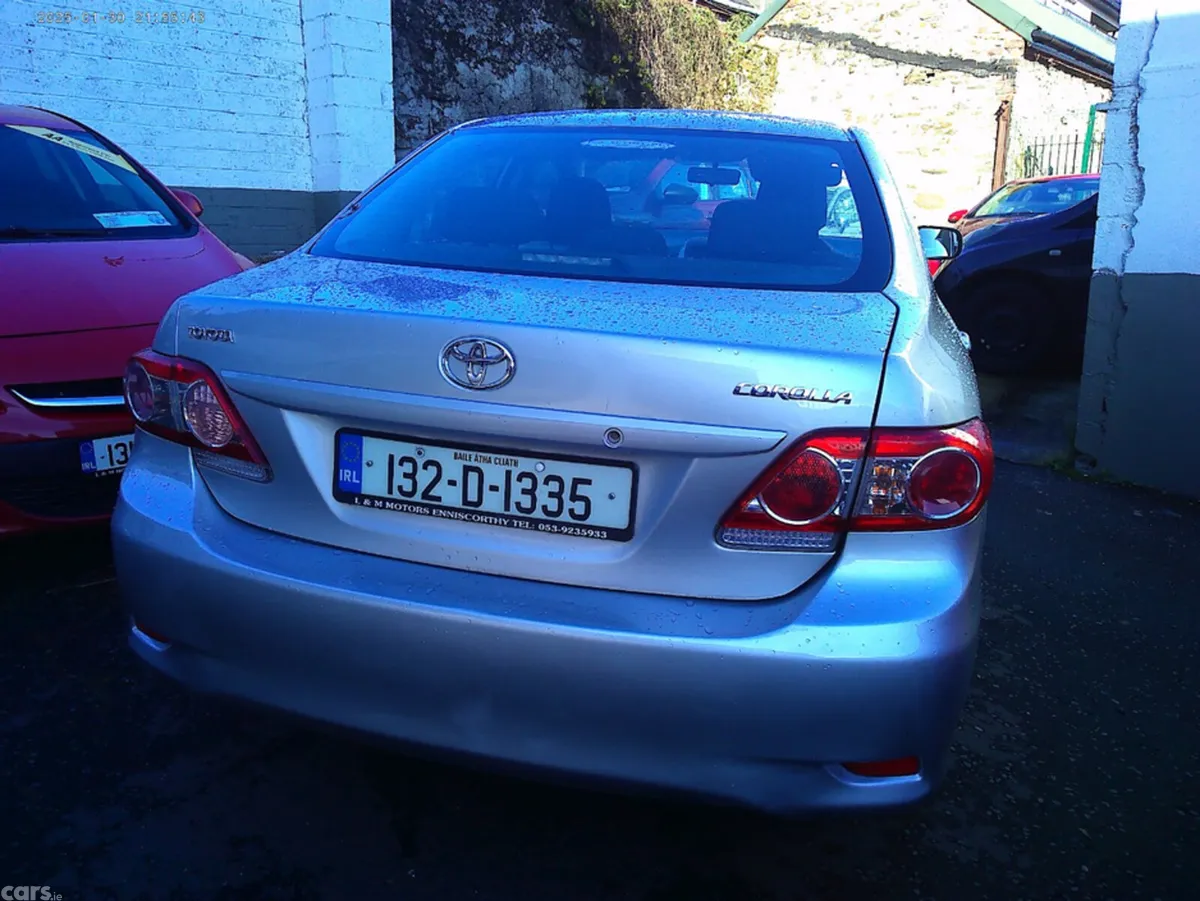 Toyota Corolla Saloon, Diesel, 2013, Silver