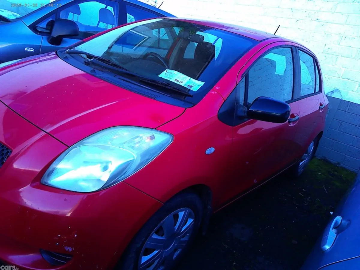 Toyota Yaris Hatchback, Petrol, 2006, Red
