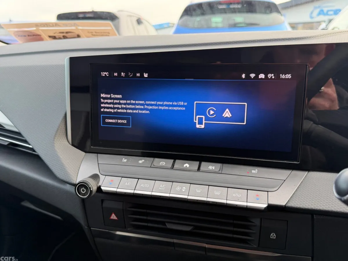 Opel Astra Hatchback, Diesel, 2022, White