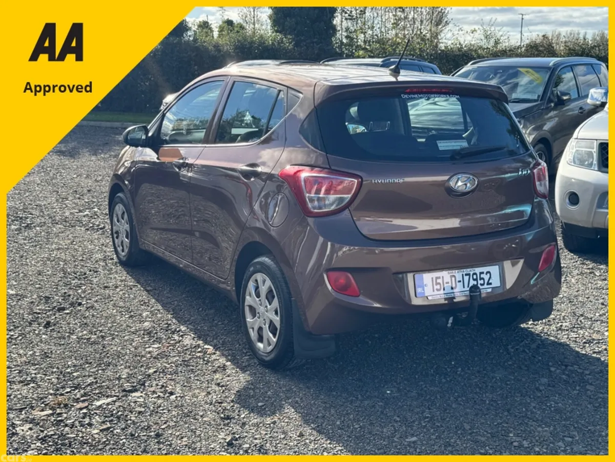 Hyundai i10 Hatchback, Petrol, 2015, Bronze
