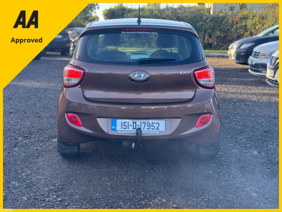 Hyundai i10 Hatchback, Petrol, 2015, Bronze