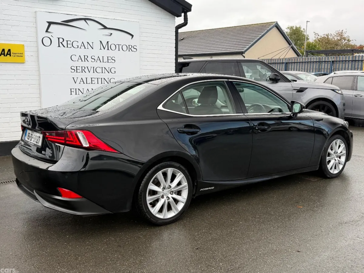 Lexus IS Saloon, Petrol Hybrid, 2015, Black