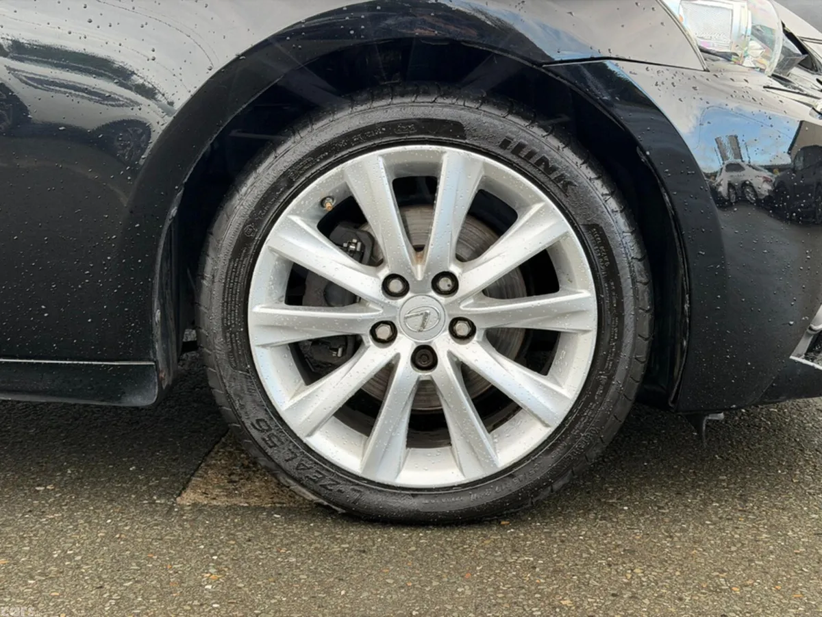 Lexus IS Saloon, Petrol Hybrid, 2015, Black
