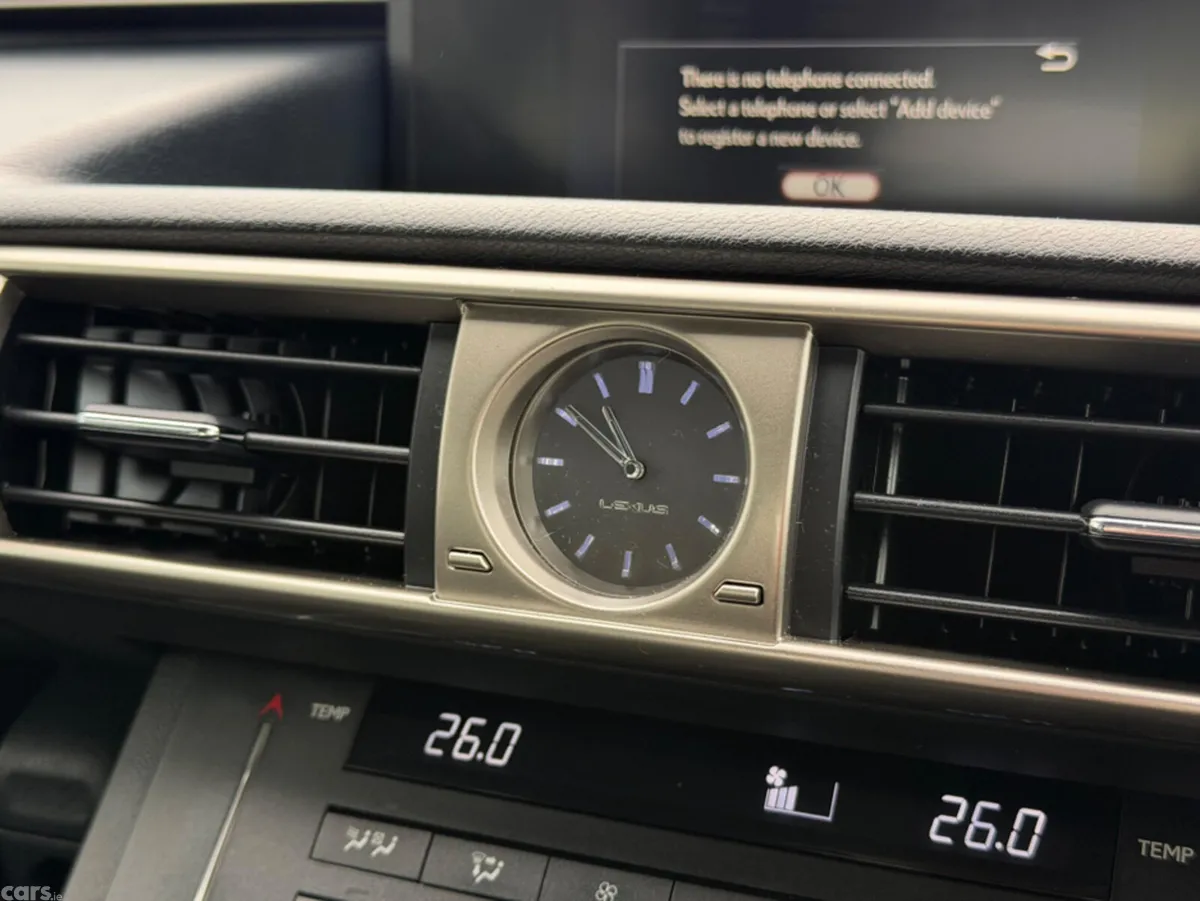 Lexus IS Saloon, Petrol Hybrid, 2015, Black