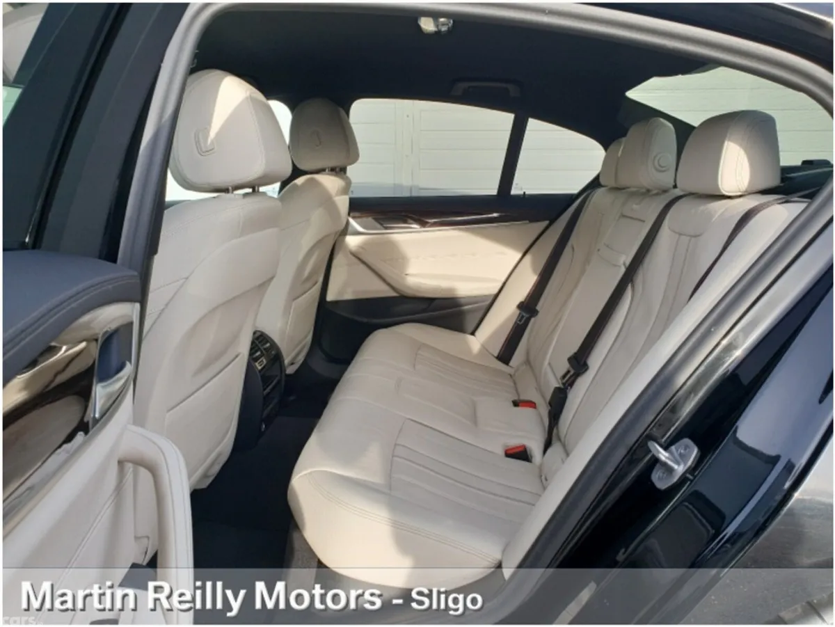 BMW 5-Series Saloon, Petrol Plug-in Hybrid, 2023, Black