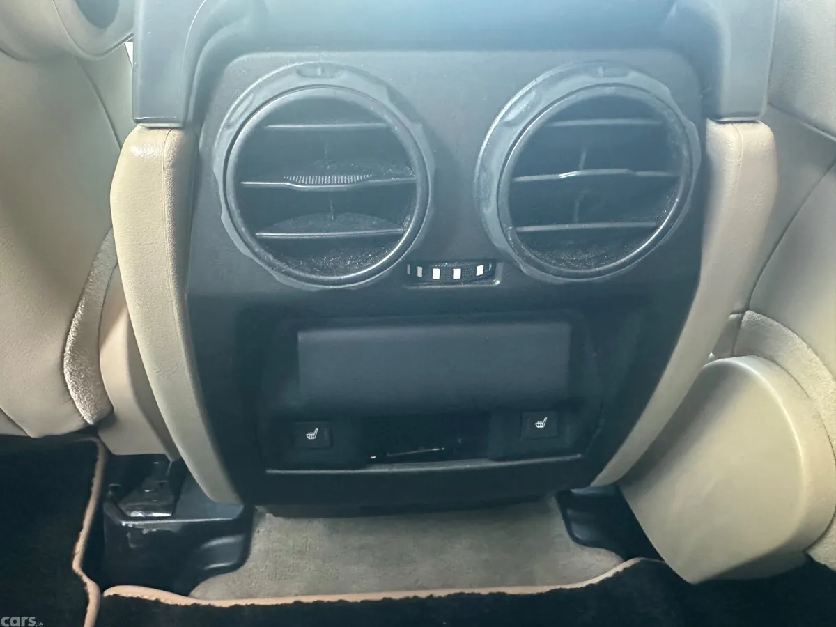 Land Rover Discovery SUV, Diesel, 2016, Black