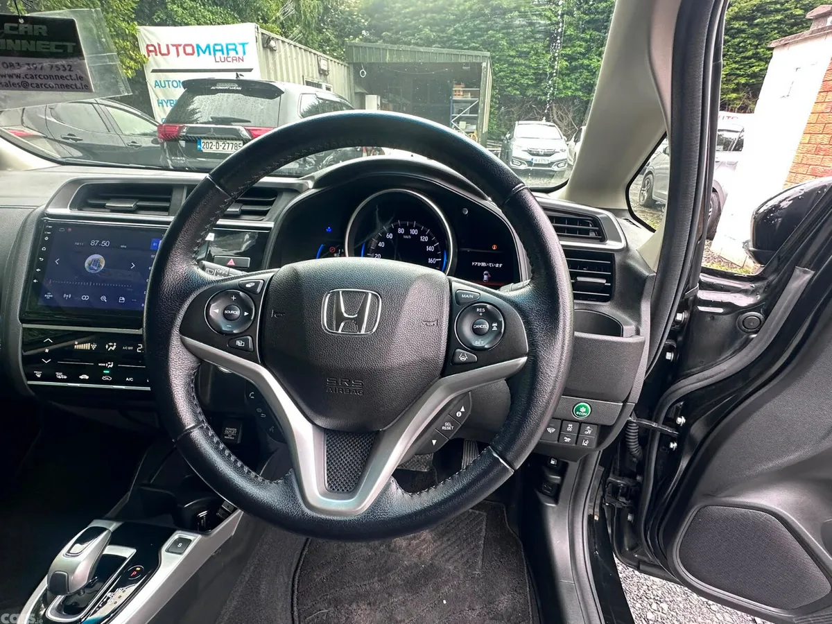 Honda Fit Hatchback, Petrol Hybrid, 2019, Silver