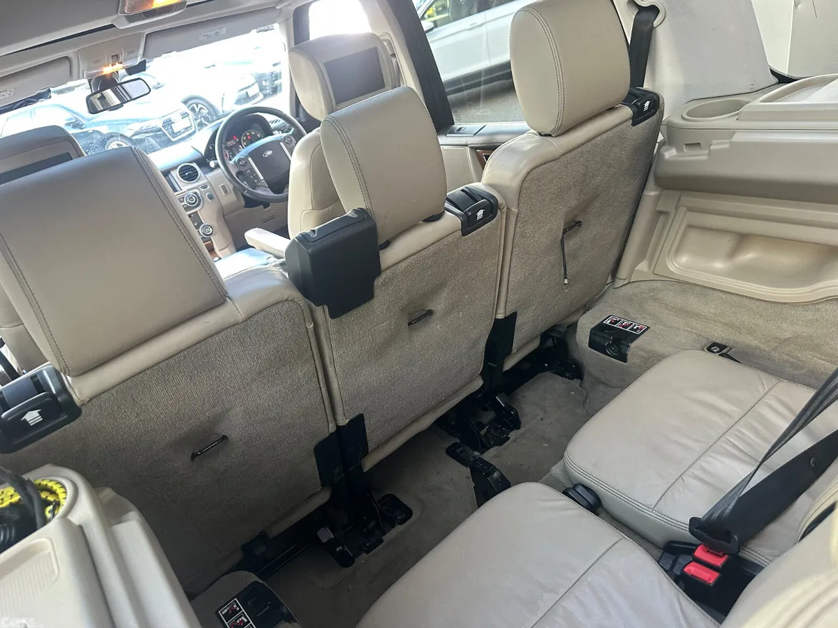 Land Rover Discovery SUV, Diesel, 2016, Black