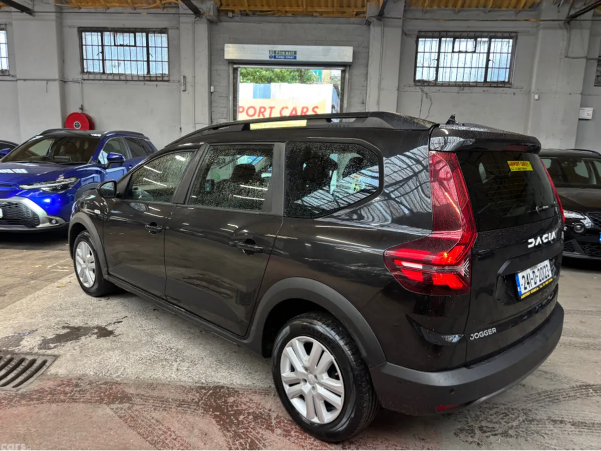 Dacia Jogger MPV, Petrol, 2024, Black
