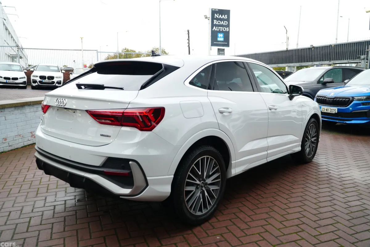 Audi Q3 Estate, Diesel, 2021, White