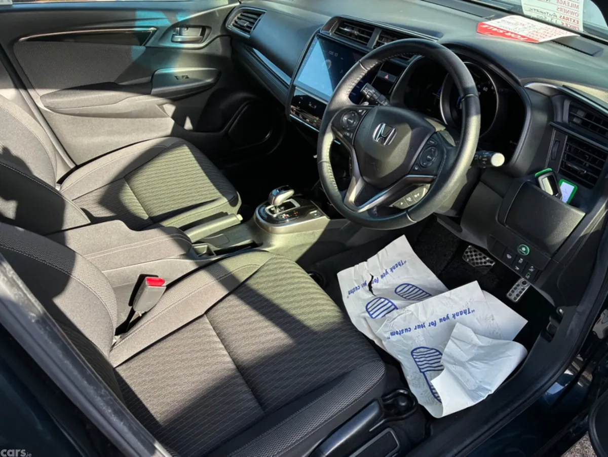 Honda Fit Hatchback, Petrol Hybrid, 2018, Blue