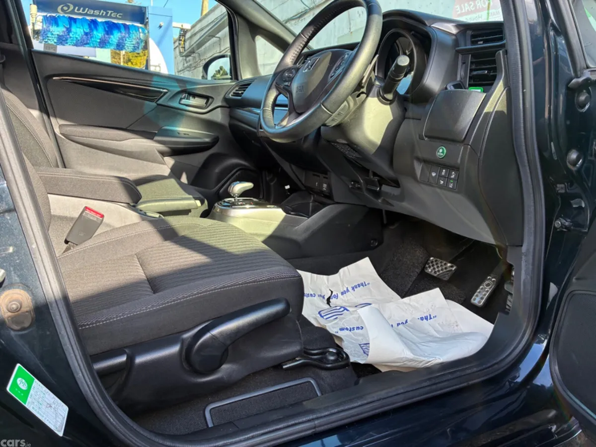 Honda Fit Hatchback, Petrol Hybrid, 2018, Blue