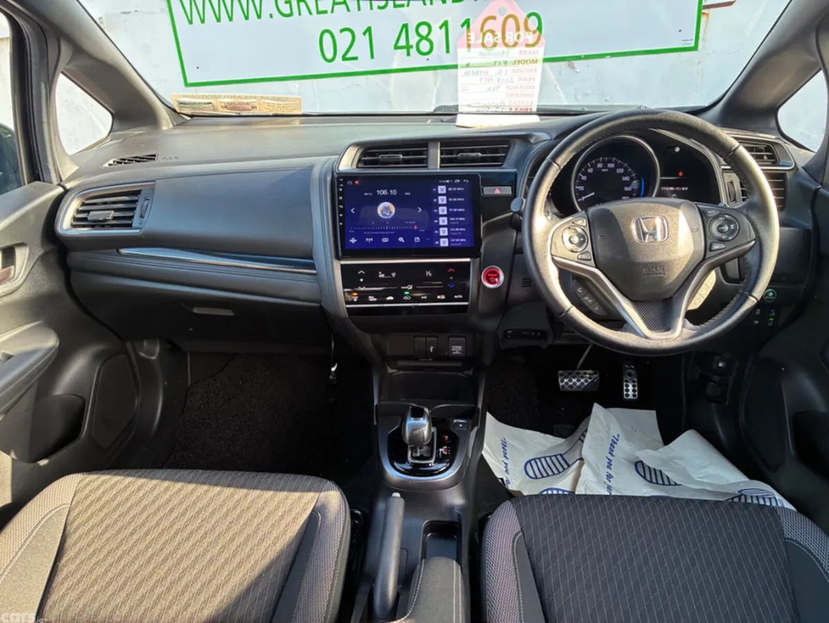 Honda Fit Hatchback, Petrol Hybrid, 2018, Blue