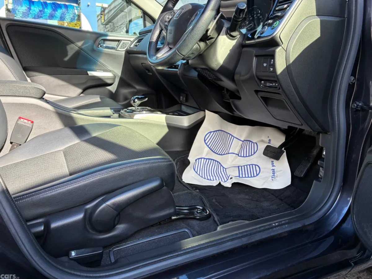 Honda Grace Saloon, Petrol Hybrid, 2019, Black